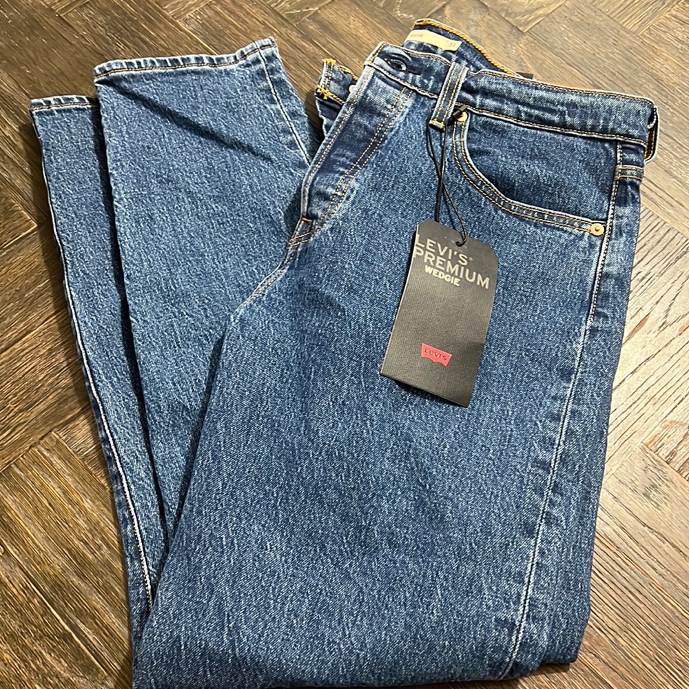 Levi’s premium wedgie button fly jeans